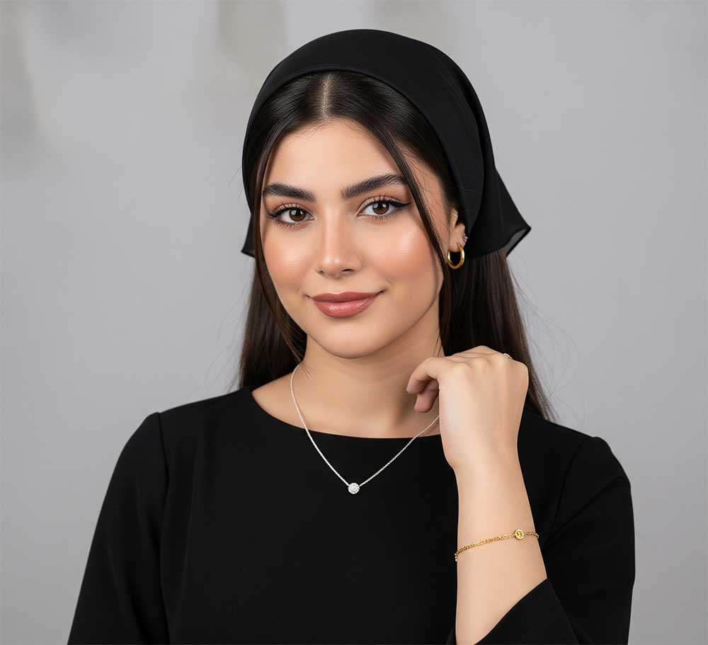 ست لباس مشکی با طلای زرد